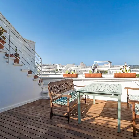 Panoramic Terraces By Hello Homes *